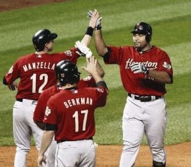 Carlos Lee aporta su experiencia a Panamá rumbo al Clásico Mundial de Béisbol 2026