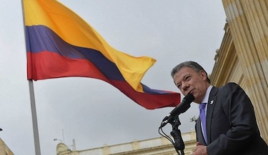 Nobel otorgado a presidente Santos 'da segundo aire al proceso de paz'
