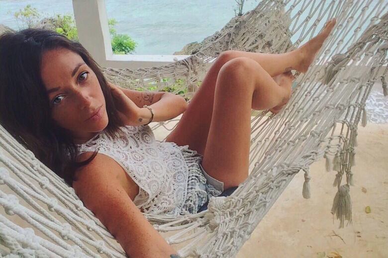 ‘Vi una luz caleidoscópica antes de quedarme ciego’: el joven que sobrevivió a un envenenamiento masivo por metanol en el que murieron 6 personas