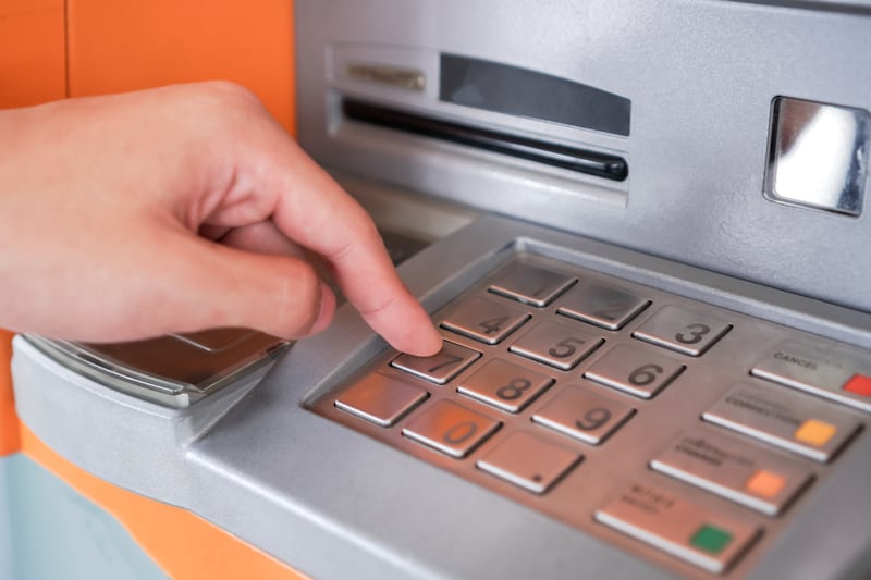 Cambios en Ifarhu: Pagos de becas ahora por ACH para más control