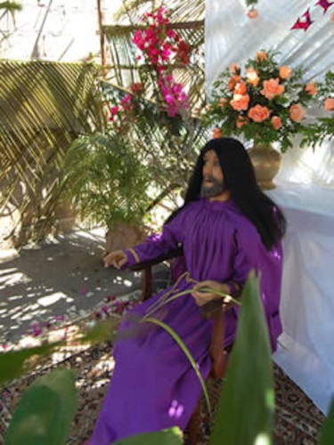 La adoración de Jesús: un drama de fe en Antón