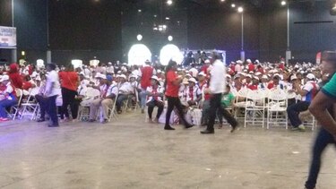 Cierran las mesas de votación para elegir al nuevo CEN del PRD