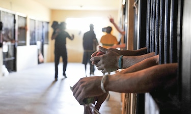 En las cárceles hay unos 2,000 privados de libertad hacinados y con enfermedades crónicas