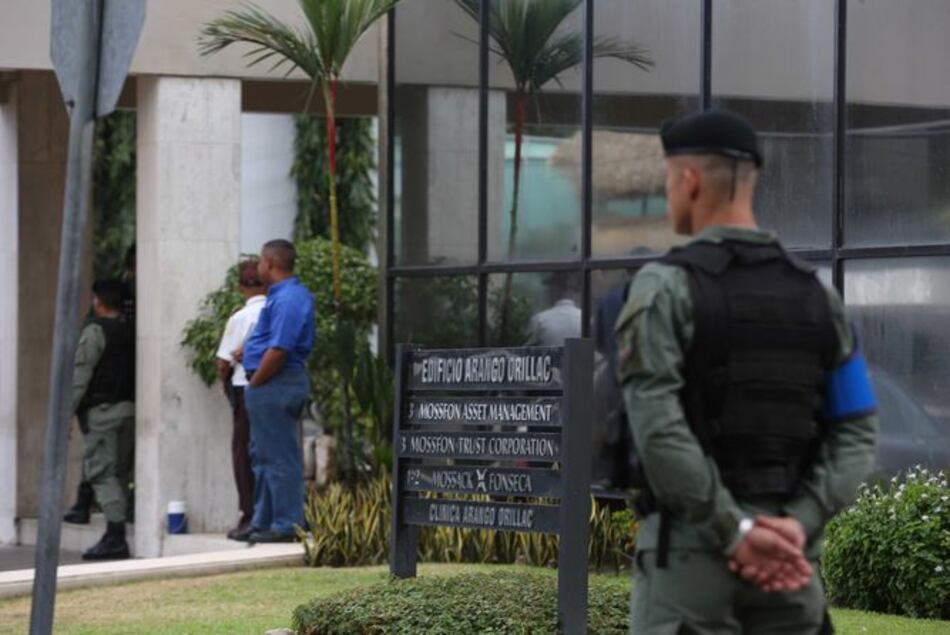 Fiscalía allana oficinas de Mossack Fonseca en Panamá