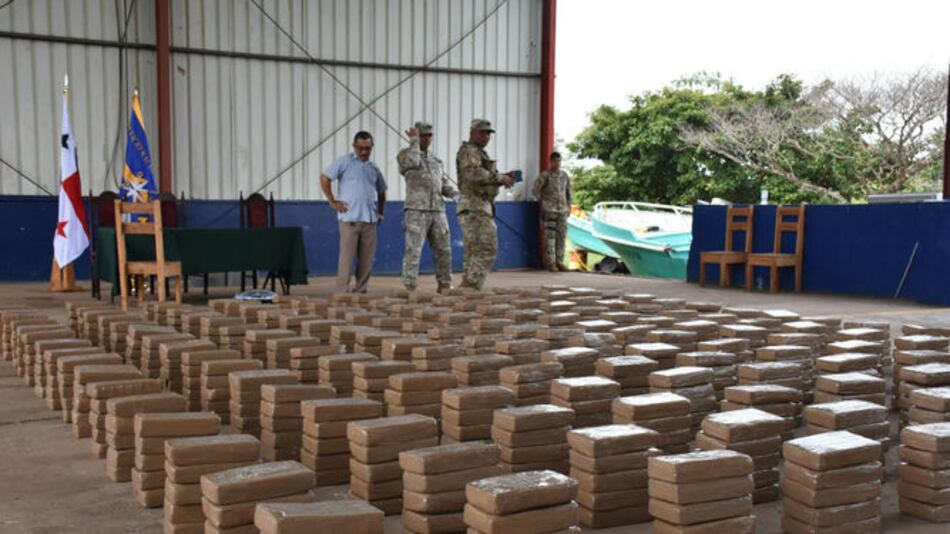 Incautan 800 paquetes de droga en costas de Veraguas