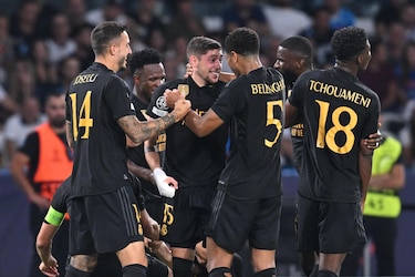 El Real Madrid sufre, pero se lleva la victoria en su visita al Napoli