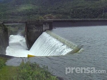 En Fortuna mantienen el plan de vertido de agua