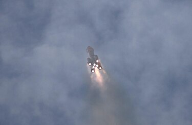 China lanza la misión tripulada que estrenará su estación espacial