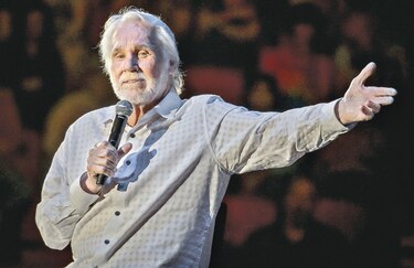 Kenny Rogers, ícono de la música ‘country’ 