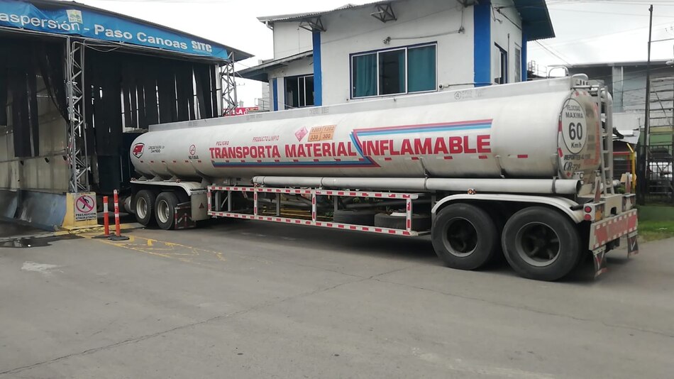 Unos 20 camiones cisternas con combustible llegan a David desde Costa Rica