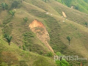 Se registran más de 200 deslizamientos de tierra en Azuero
