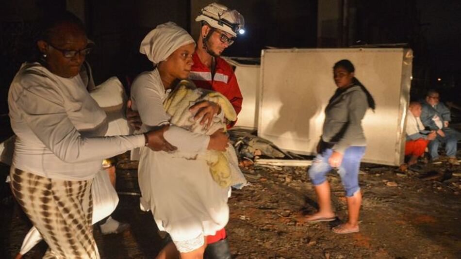 Tres muertos en Cuba por un potente tornado