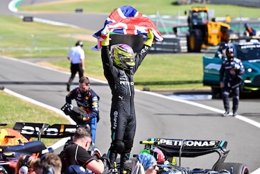 Hamilton gana en Silverstone y eleva a 104 su propio récord histórico de triunfos en la F1