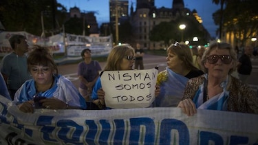 Velan a fiscal argentino