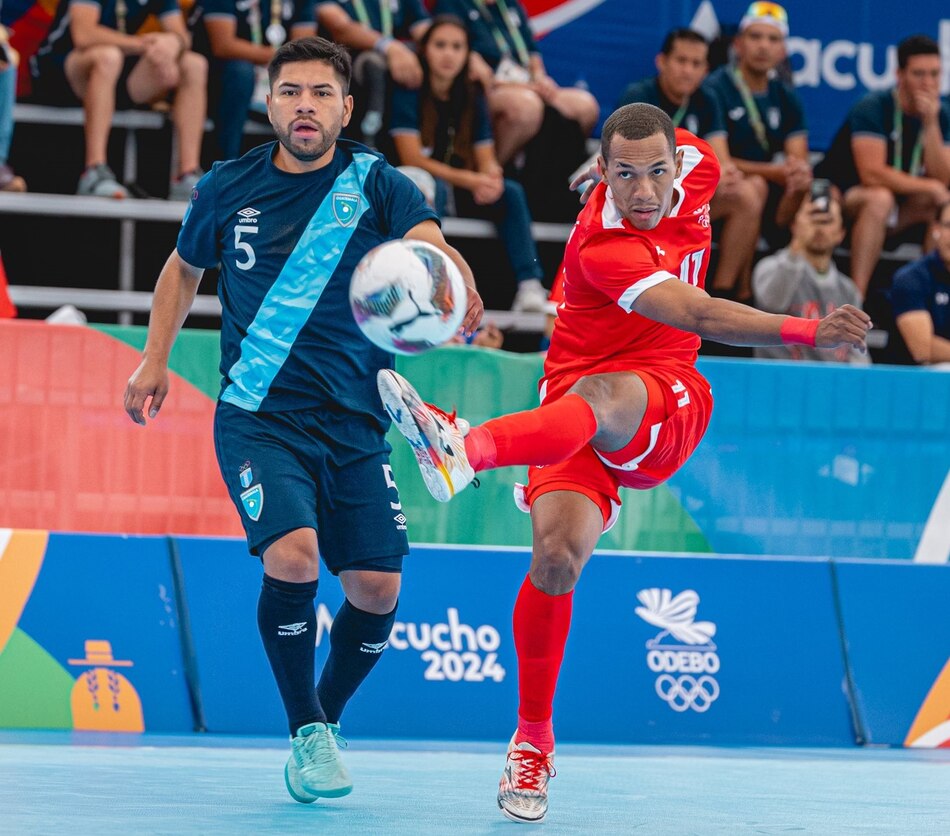 Panamá se queda con la medalla de plata en futsal en los Juegos Bolivarianos de Ayacucho