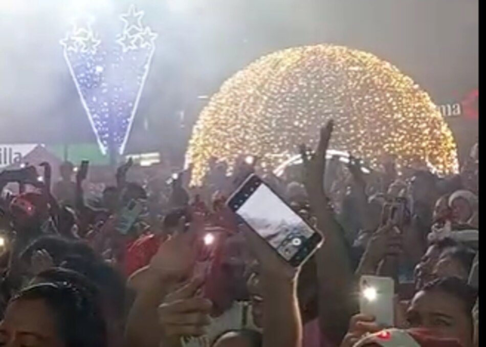 Alcalde de David inaugura alumbrado navideño antes de hacer la licitación