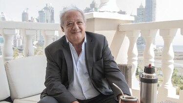 Del Corral, el hombre que dirige la fundación del papa Francisco