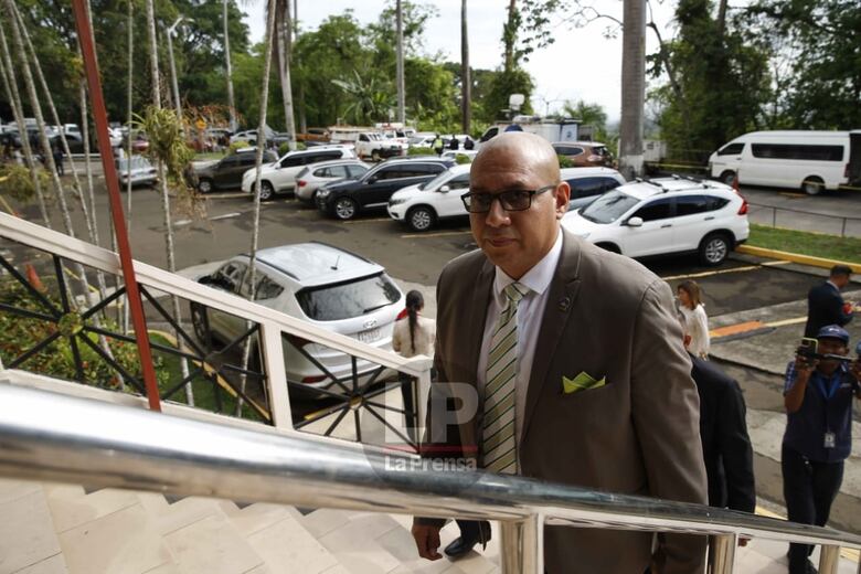 Testigos develan nexos de Martinelli con New Business