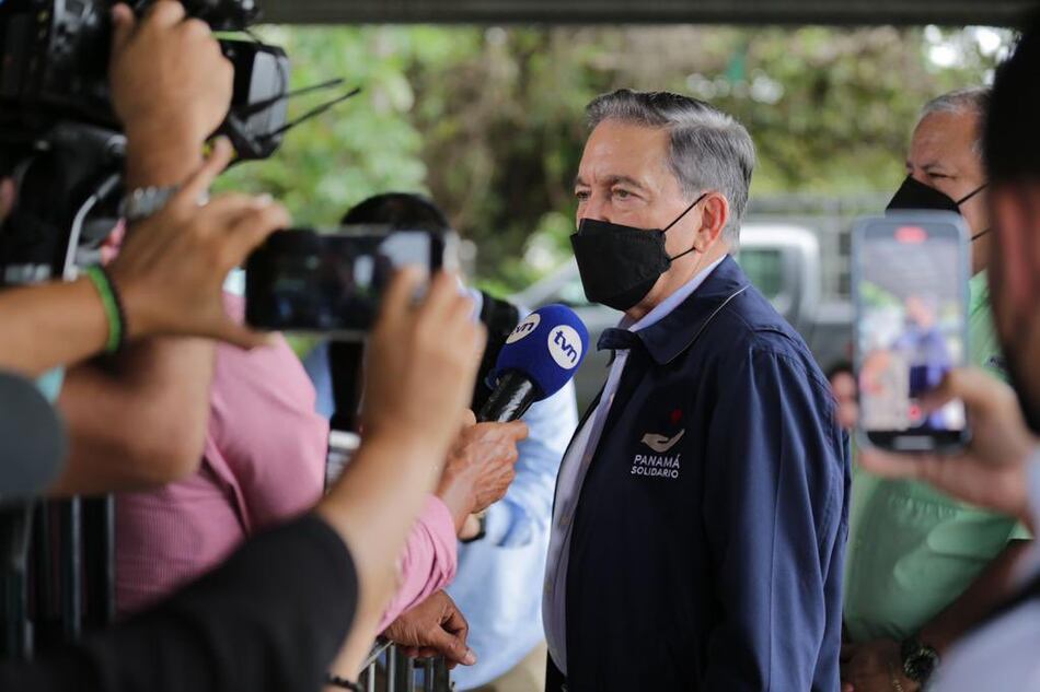 Mesa de diálogo llega a consensos; debatirán costo de  medicamentos