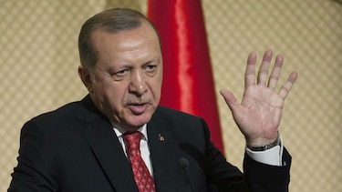 El presidente turco Erdogan anuncia una visita a Francia el 5 de enero