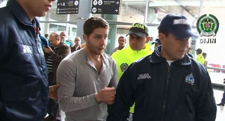 Exjefe de la AIG no justificó contrato con empresa de Mayer Mizrachi