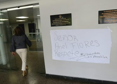 Contralor y presidente de la Asamblea impulsan biometría en planilla estatal: ¿acabarán las ‘botellas’?