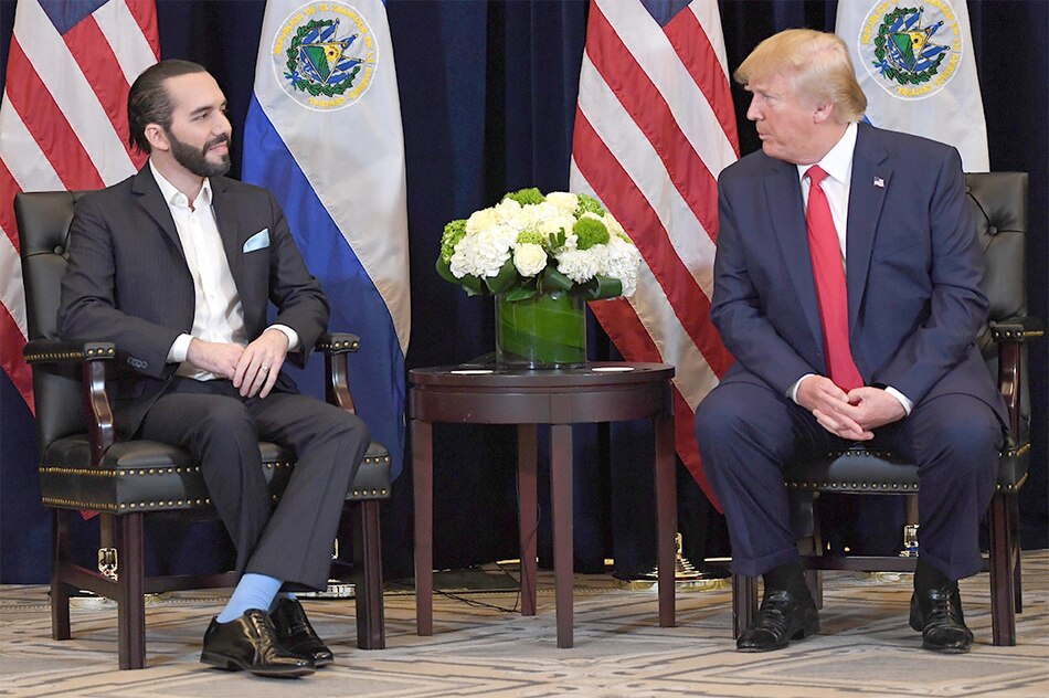 Trump critica la visita a El Salvador del senador Van Hollen para reunirse con el deportado por equivocación