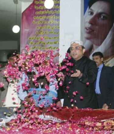 Segundo aniversario de la muerte de Benazir Bhutto