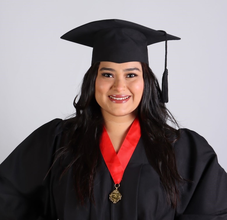 La Universidad de Panamá presenta a los graduados de su Facultad de Derecho y Ciencias Políticas