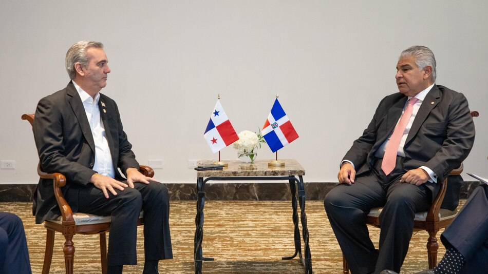 Panamá y República Dominicana acuerdan promover el turismo