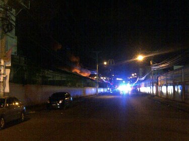 Tres bodegas se incendian en la ZLC