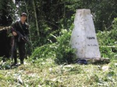 Refuerzan seguridad en la frontera con Colombia