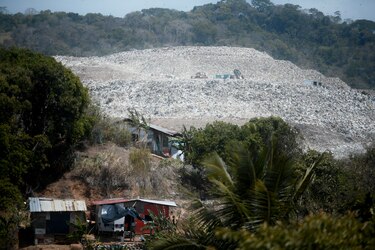 Cerro Patacón, un mes después de la declaratoria de emergencia ambiental