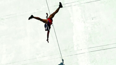 Danza vertical en el parque Omar