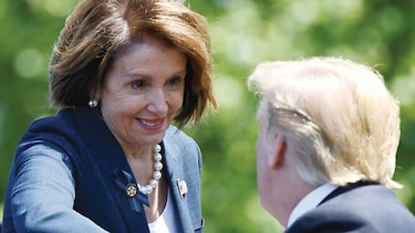 Líder de los demócratas quiere ver a Trump ‘en prisión’, indican reportes