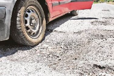 Chiricanos esperan asfalto para rehabilitar carreteras