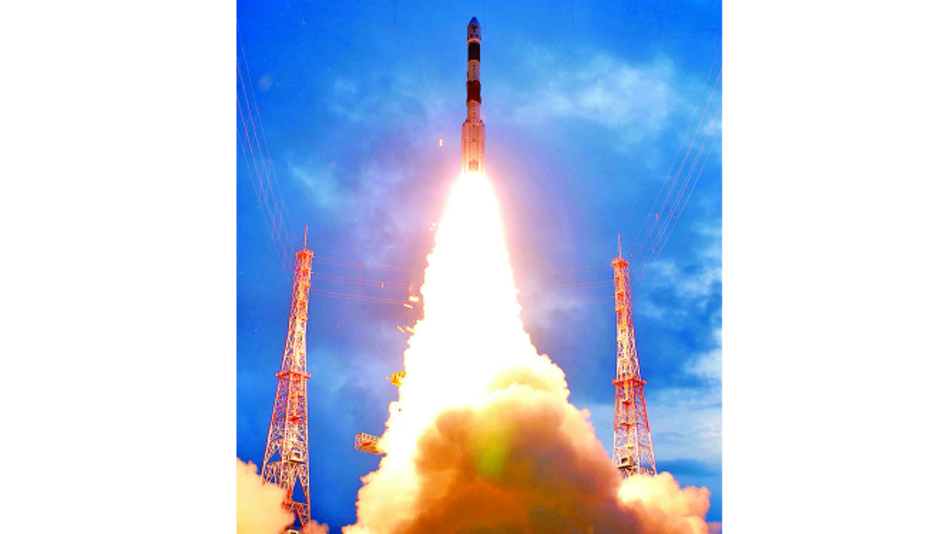 Carrera espacial se intensifica en India