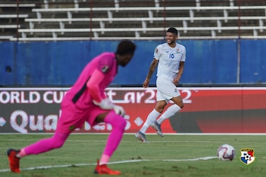 Panamá golea 3-0 a Jamaica en la segunda fecha de la ronda octagonal