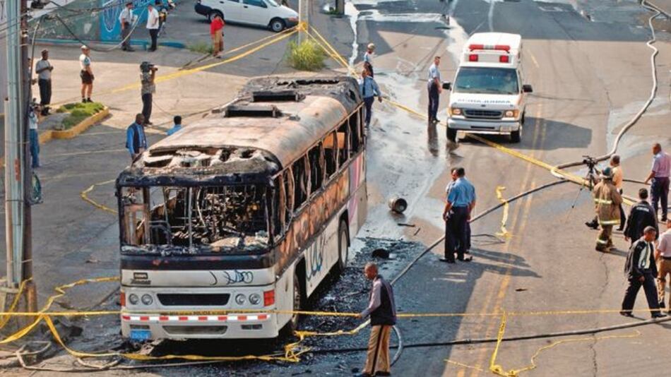 Víctimas del 8B-06 logran acuerdo en Estados Unidos