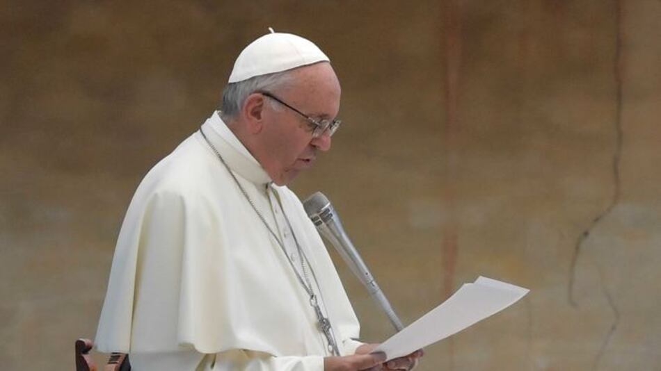 Renuncia el auditor general del Vaticano