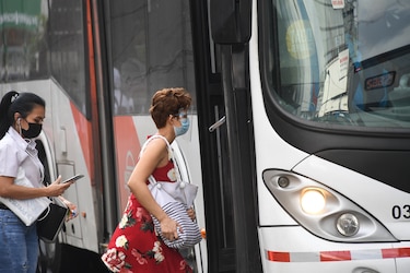 27 víctimas de accidentes con metrobuses reclaman indemnización, tras 13 años de espera