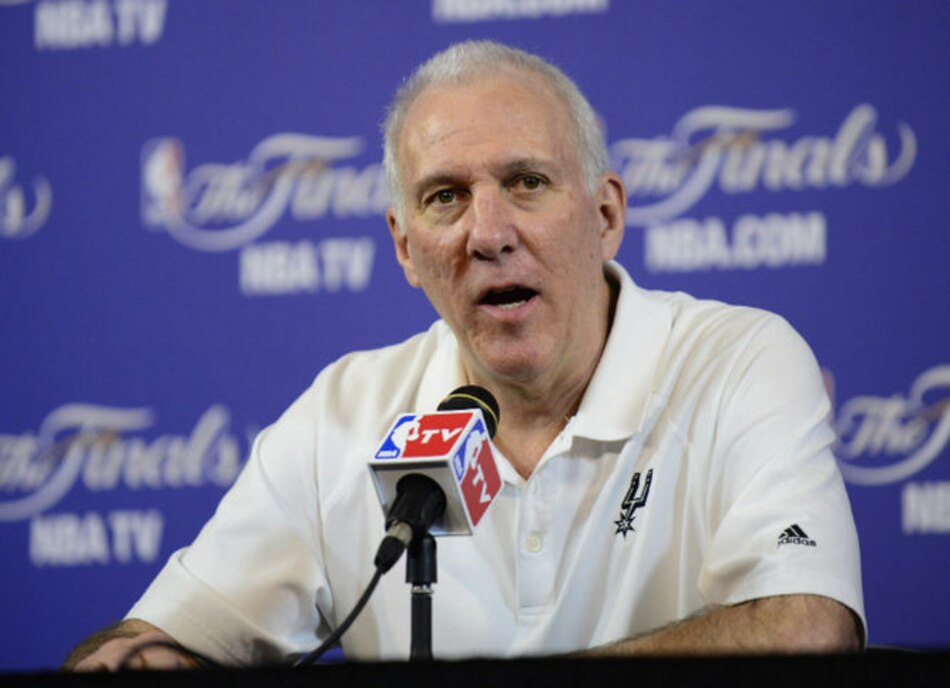 Popovich llama “idiota” a Trump y dice que “el sistema tiene que cambiar”