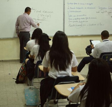 Molinar insiste que con una huelga se le ‘hace daño’ a los estudiantes