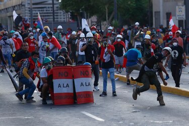 Muere un bebé a causa de los bloqueos por las protestas en Perú