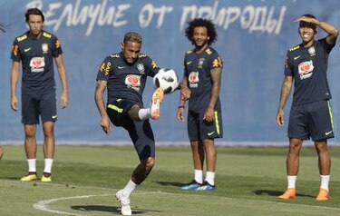 Brasil busca la calma y el boleto a octavos de final ante Serbia