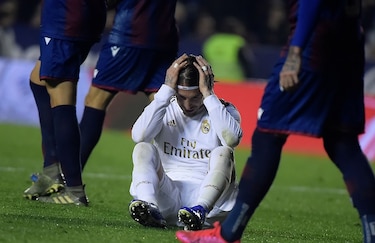 Barcelona se pone líder gracias a Messi y la derrota del Real Madrid