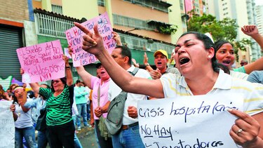 Trabajadores de la salud protestan