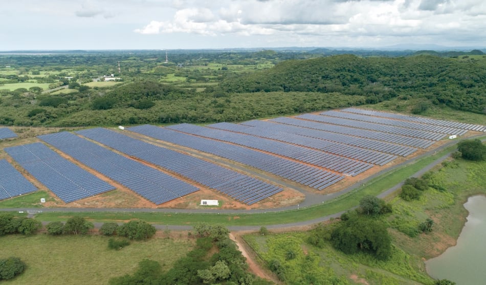 Más de 500 megavatios en plantas de generación solar