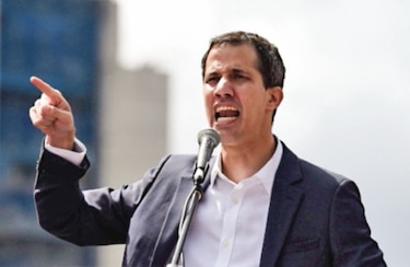 Guaidó reconoce conversaciones con gobierno de Maduro