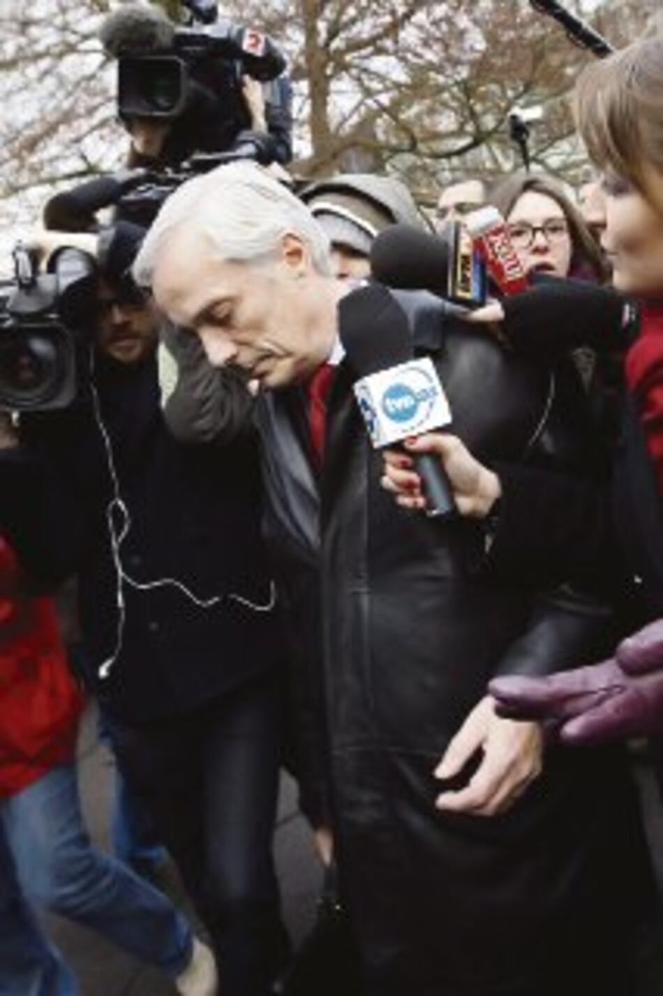 Polanski seguirá en la cárcel hasta el lunes